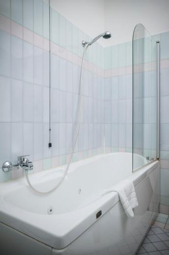 Vannas istaba, Hotel Olimpia in Skurkola Marsikana