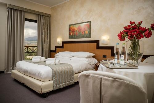 Hotel Olimpia in Skurkola Marsikana