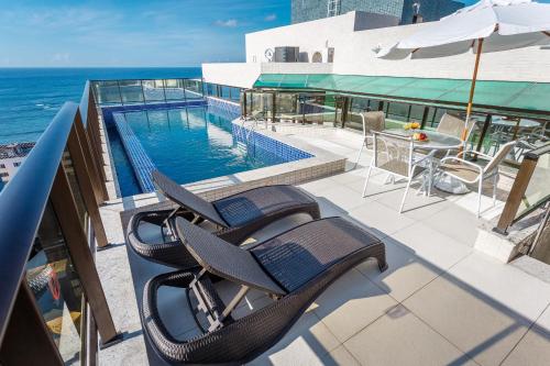 Balcony/terrace, Rede Andrade Riviera Premium in Amaralina