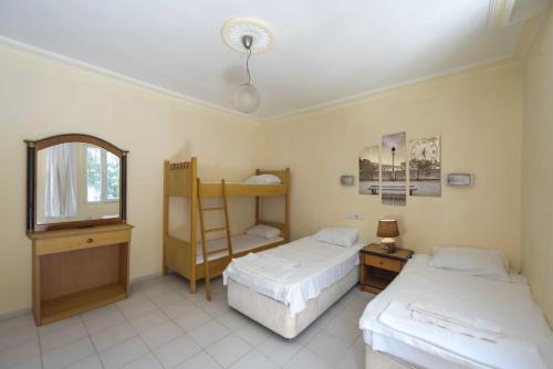 Sönmez Garden Hotel in Antalya