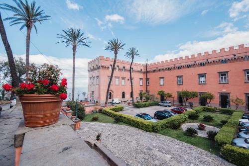  Lovely Flat in a Castle - Sorrento Coast, Pension in Vico Equense