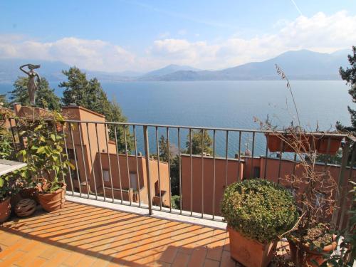  Apartment Residenza del Pascià by Interhome in Oggebbio