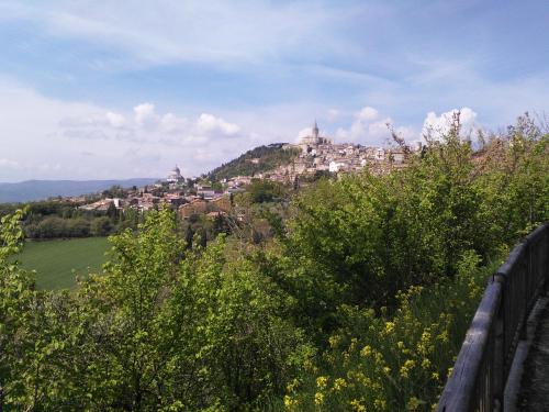  Appartamento Tuderte in Todi