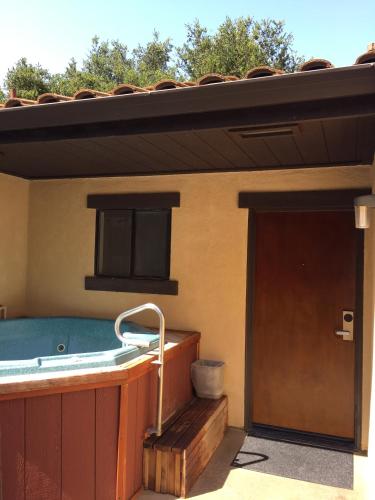 Sycamore Mineral Springs Resort – San Luis Obispo, CA