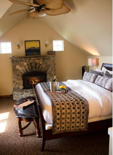 Camano Island Inn - main image