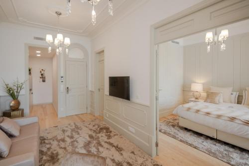 Apartment with Garden View