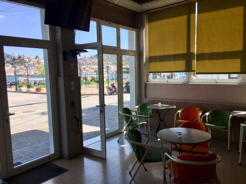 Hotel Papasotiriou - image 5
