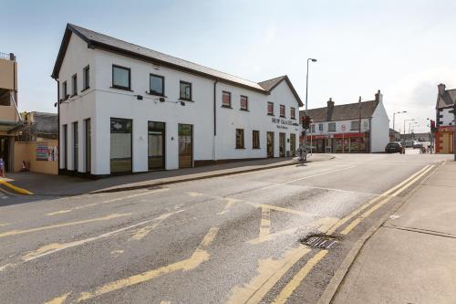 Accommodation @ 32 in ดันการ์แวน