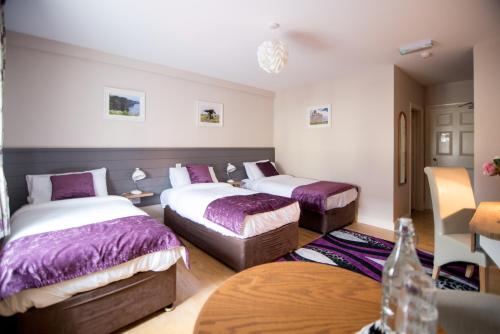 The Ritz House - image 3