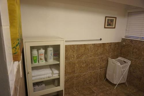 Convenient, Private, 15 mins to Downtown Vancouver
