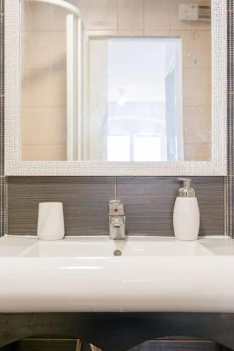 Luxury apartment with terrace Ladovina in Zavala