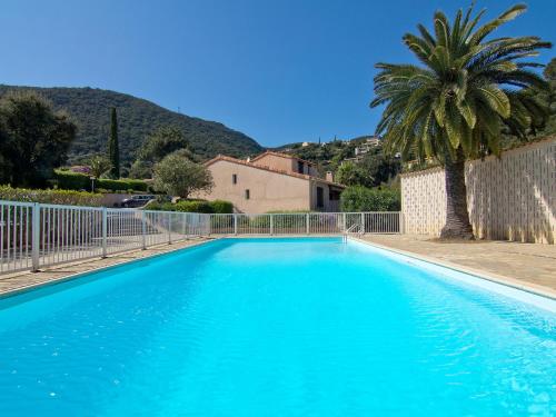 Holiday Home Le Clos du Rigaud-1 by Interhome - Location saisonnière - Cavalaire-sur-Mer