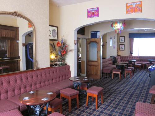 Pub/Lounge, Rivelyn Hotel in Scarborough