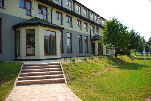 Hotel DYMINY