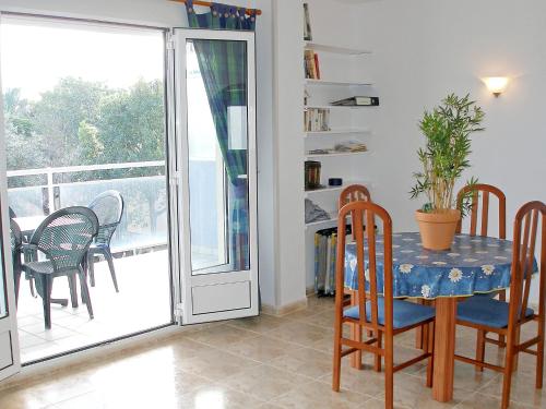 Apartment Turquesa by Interhome in Els Molins Beach