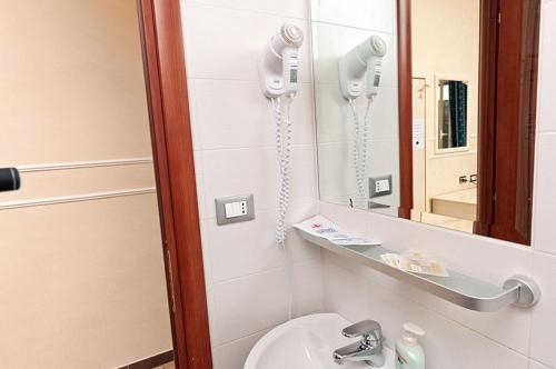 Cesar Palace Guesthouse - image 7