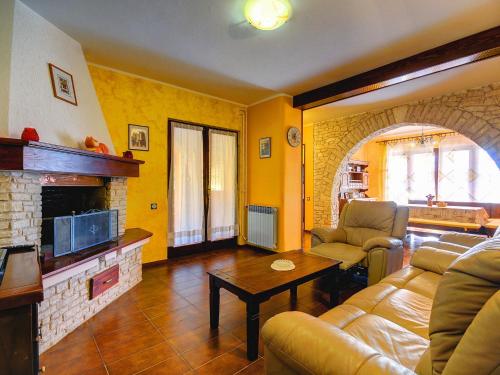  Holiday Home Muntich in Muntić