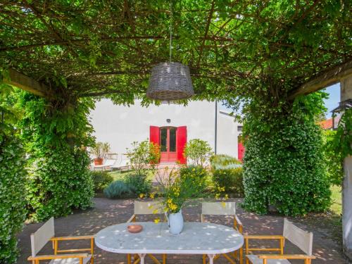  Villa Villa Ponticelli by Interhome in Lavaiano