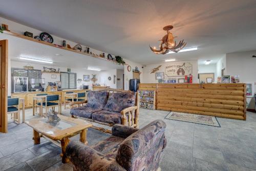 Booneslick Lodge - Neosho - 로비