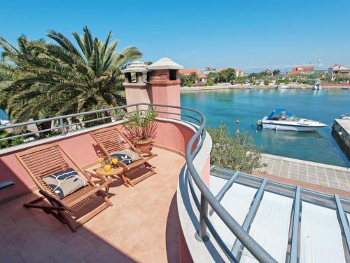  Apartment Ana.2, Ferienwohnung in Poljana