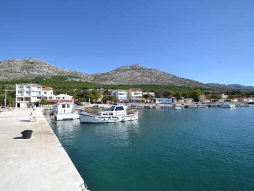  Apartment Mara.2 in Starigrad-Paklenica