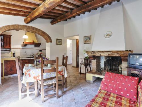  Apartment Chiantishire retreat-5 by Interhome in Barberino di Val dʼElsa