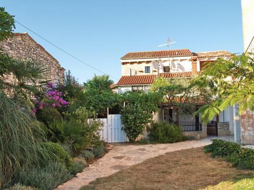  Holiday Home Bojana in 52212 Peroj