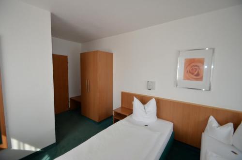 Landhotel Sulzbacher Hof - image 14