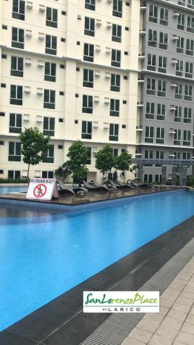 SAN LORENZO PLACE 2BR 29-E by LARICO, Manila (fotografie 2)