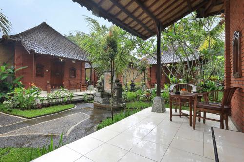 The Alus Cottage and Villa – Ubud, CO
