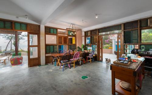 AnnaBo Nam Hoi An Beach House in Thang Binh