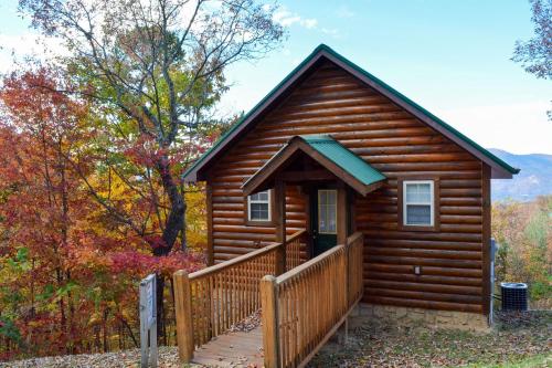 Comfy Cottage Sevierville Cabin - image 2