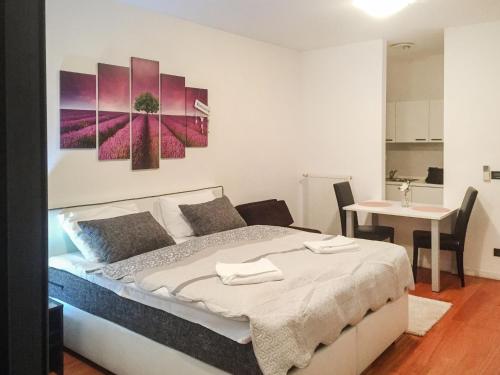  Apartment Nova Galerija-2 in Špansko