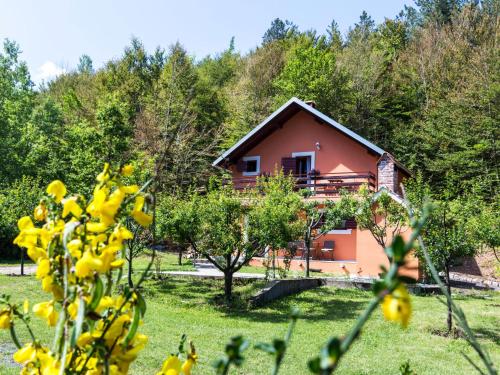  Holiday Home Forest Escape in Ričice