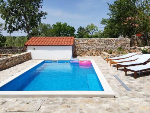  Holiday Home MateAna in Puljane