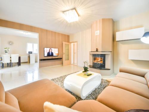  Holiday Home Karla, Unterkunft in Galovac