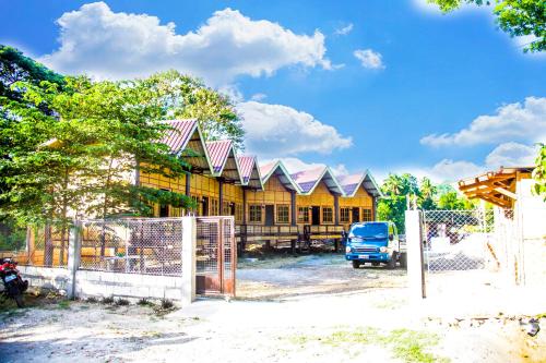 Southside Tourist Inn - Loay
