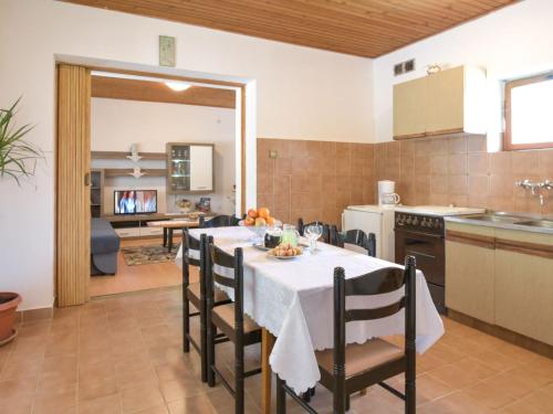  Apartment Valada in Foli