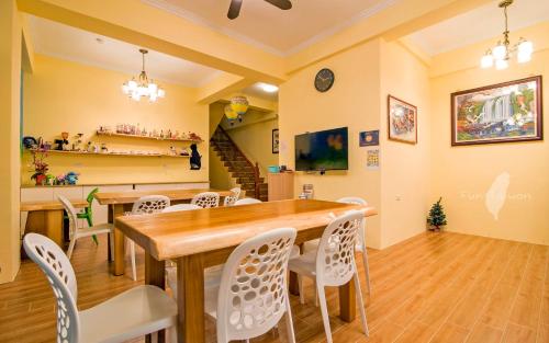 荷比8号电梯民宿 荷比8号电梯民宿