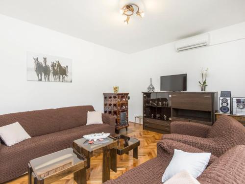  Apartment Elena in VeliGolji