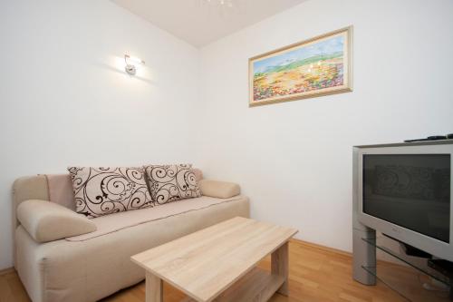 Apartments Sun Rogoznica - image 8