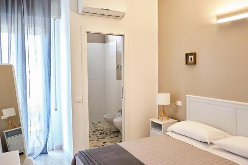 Hotel Spring - image 14