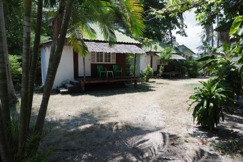 %name Firefly Bungalows เกาะพะงัน