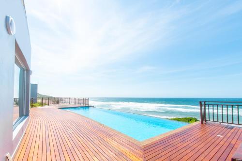 Residence on Sea View in Dolphin Coast