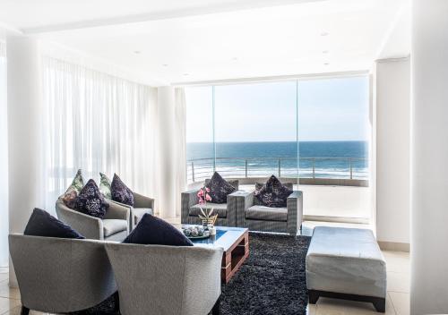 Residence on Sea View in Dolphin Coast
