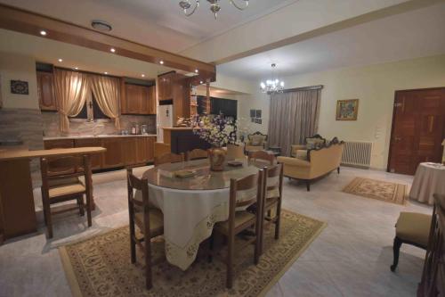  Double M Apartments 6 in Markopoulo