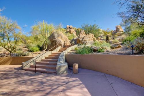 Casa Winfield Home in Carefree