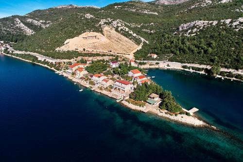  Apartments and Rooms Zamak in Klek