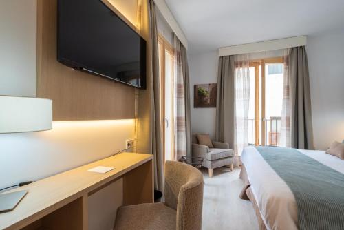 Soller Plaza - image 9