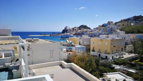 VisitPonza - Palazzetto Azzurro